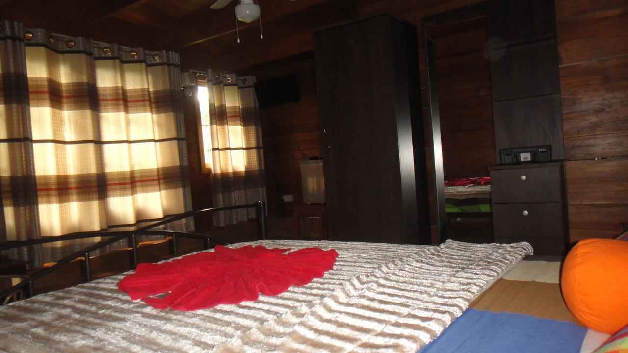 Ma Oya Retreat Pinnawala Pinnawala (Kegalle) Extérieur photo